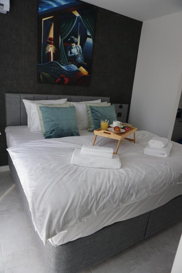 Korzo Suites Gzira Eksteriør billede