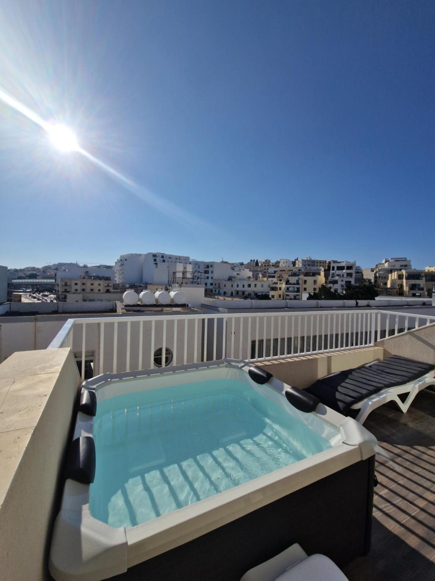 Korzo Suites Gzira Eksteriør billede