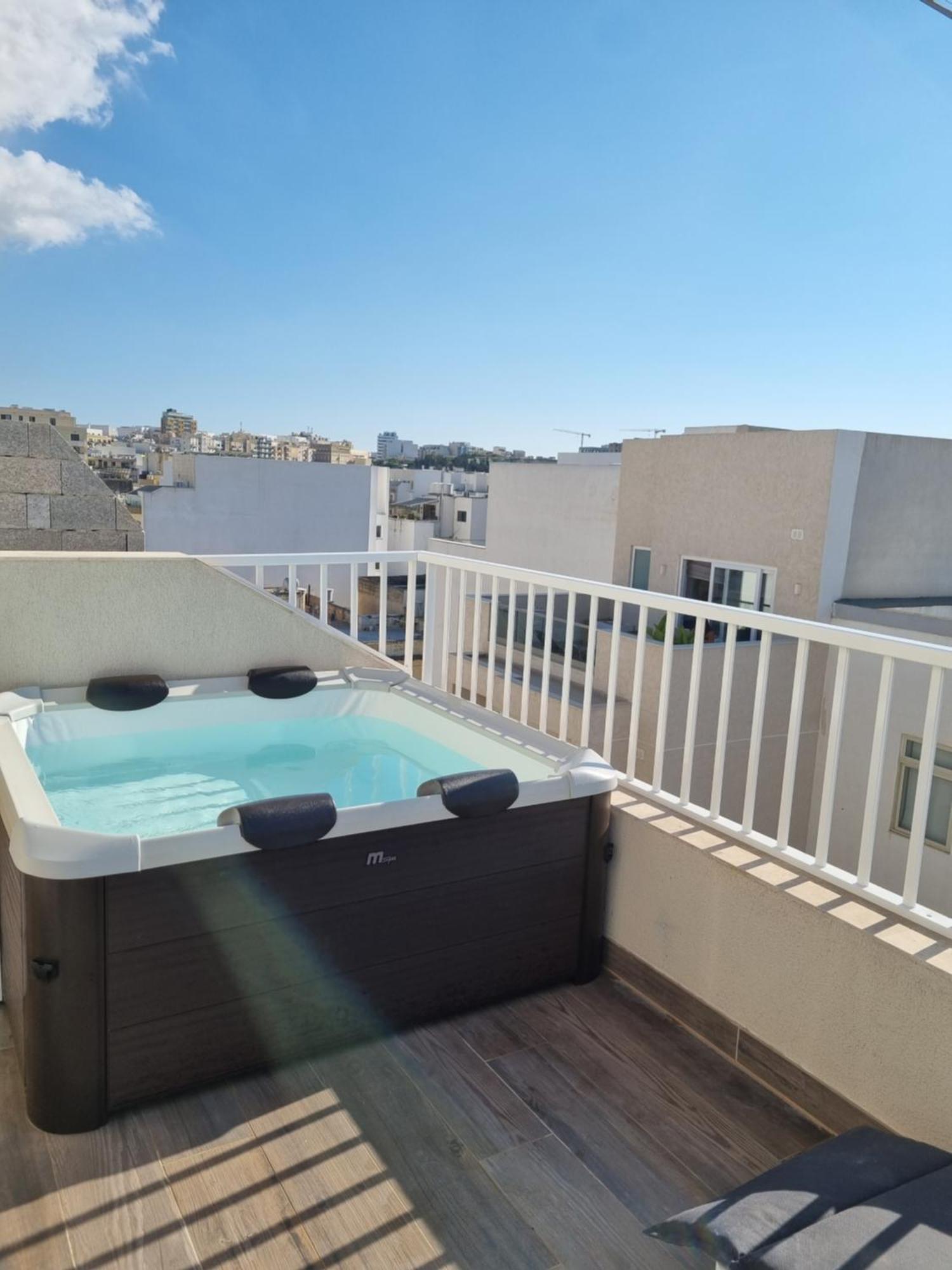 Korzo Suites Gzira Eksteriør billede